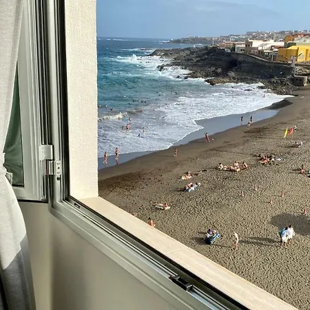 Hermoso Edificio Frente Al Mar Con Gran Terraza Y Hermosas Vistas 아파트