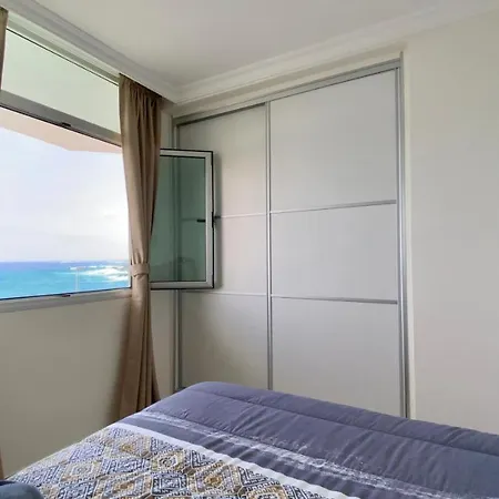 Hermoso Edificio Frente Al Mar Con Gran Terraza Y Hermosas Vistas 아파트 *