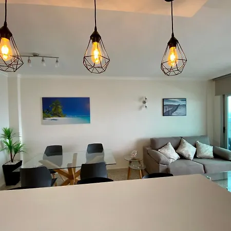 Apartment Hermoso Edificio Frente Al Mar, A Pie De Playa Y Hermosas Vistas *