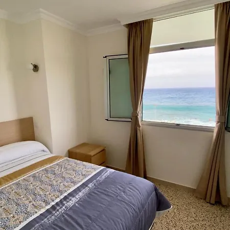 Apartment Hermoso Edificio Frente Al Mar Con Gran Terraza Y Hermosas Vistas