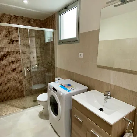 公寓 Hermoso Edificio Frente Al Mar Con Gran Terraza Y Hermosas Vistas *